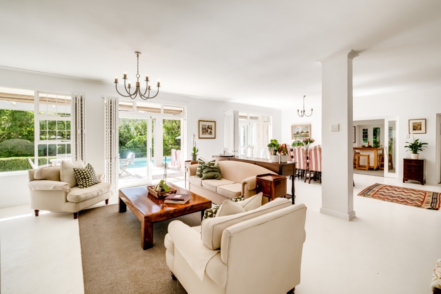 To Let 4 Bedroom Property for Rent in Constantia Western Cape